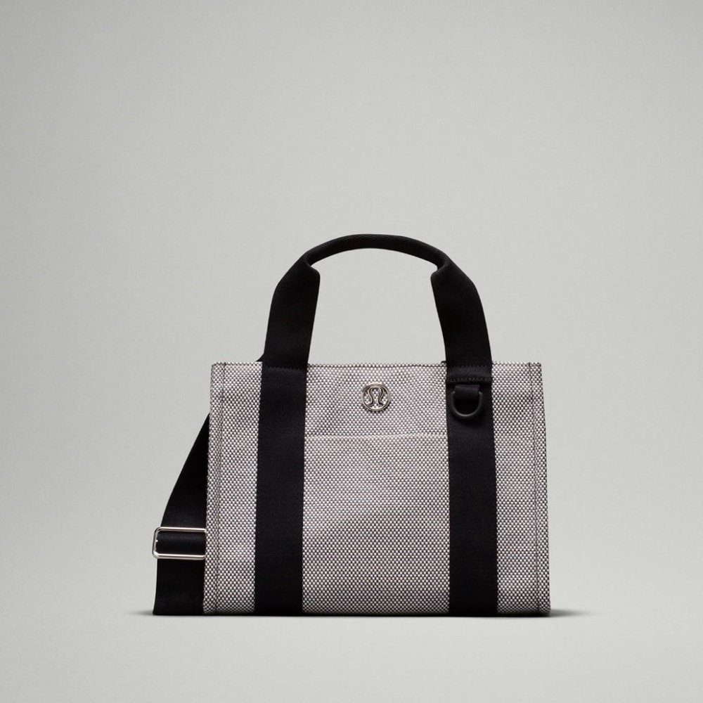 🆕 Mini Lululemon Two-Tone Canvas Tote